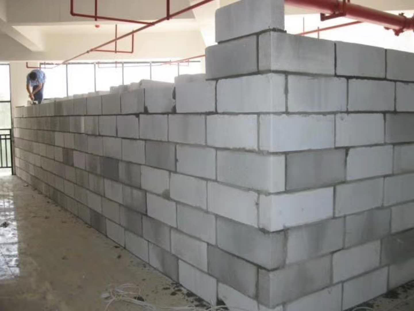 长安蒸压加气混凝土砌块承重墙静力和抗震性能的研究